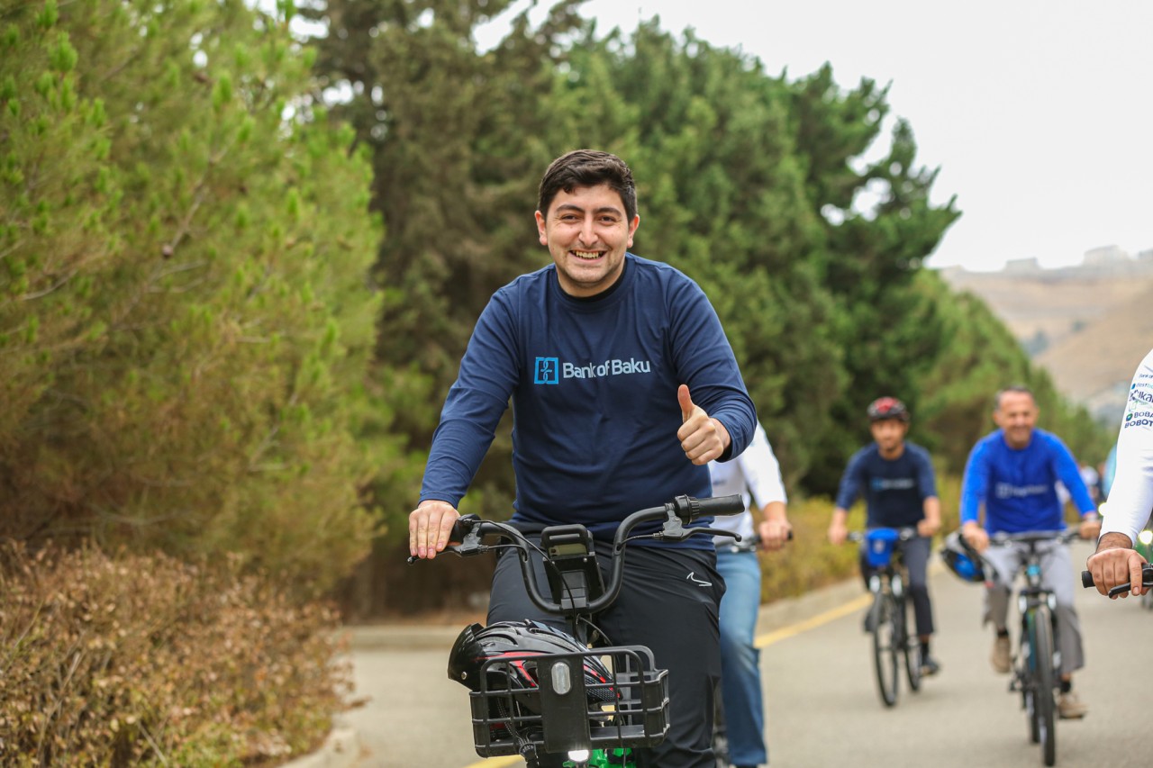 Bank of Baku əməkdaşlarından veloyürüş – Sağlam həyat, yaşıl gələcək